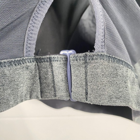 Brooks Womens Uphold Crossback Sports Bra sz L Gray Padded Medium Impact Active - Picture 5 of 10